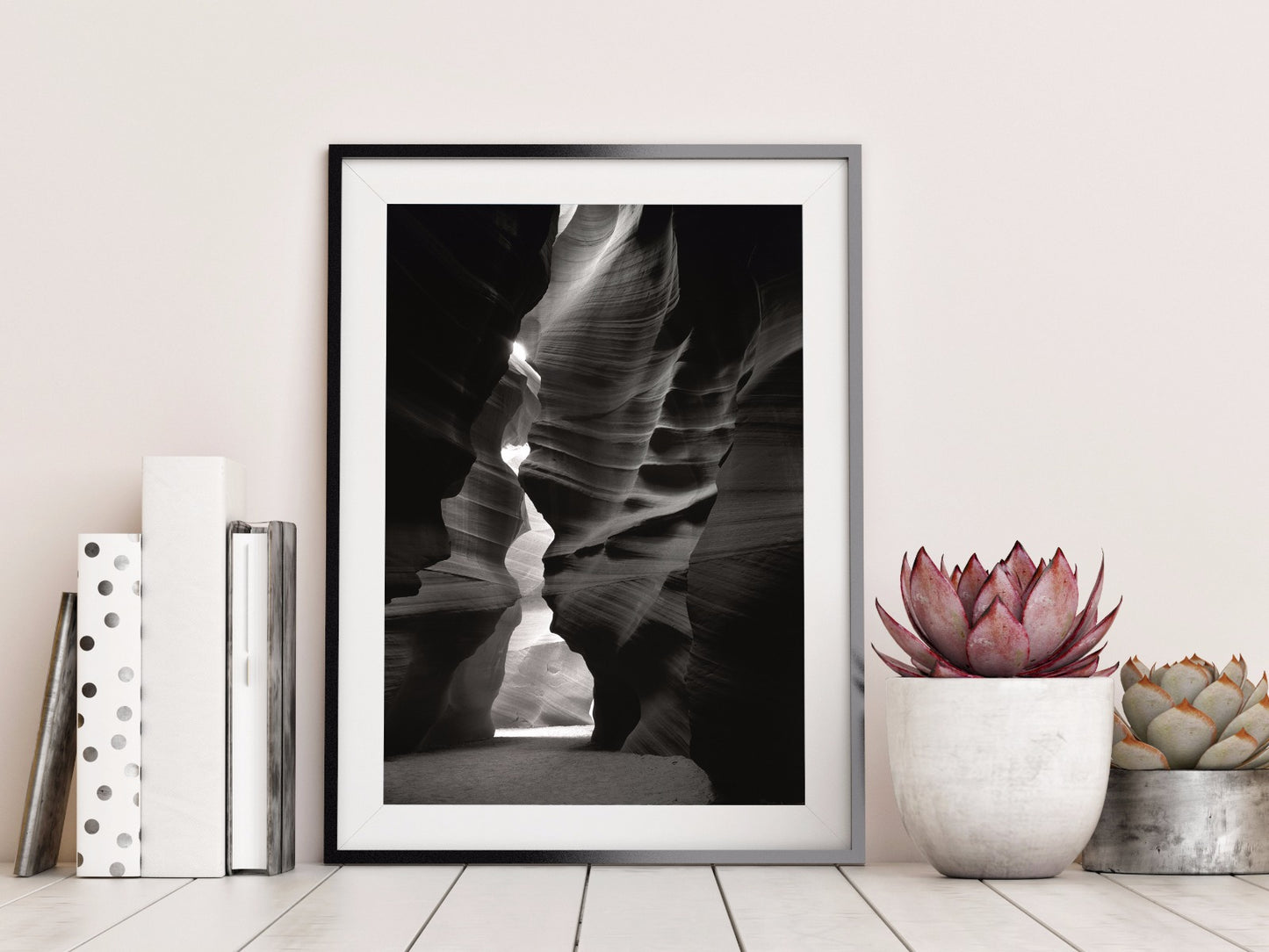 Canyon Sandstone Black &