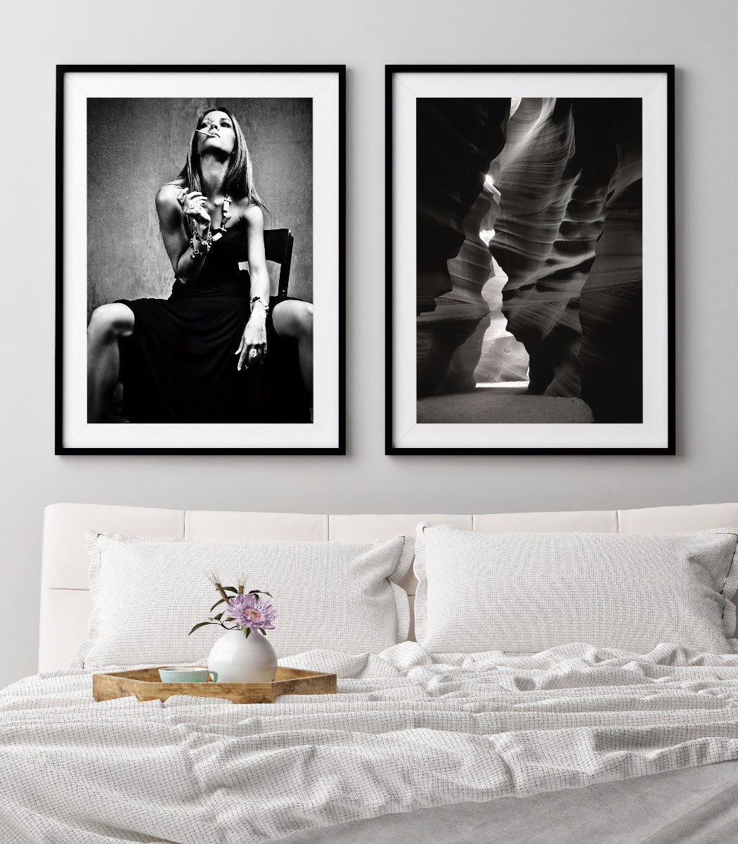 Kvinde ryger sort og hvid plakat